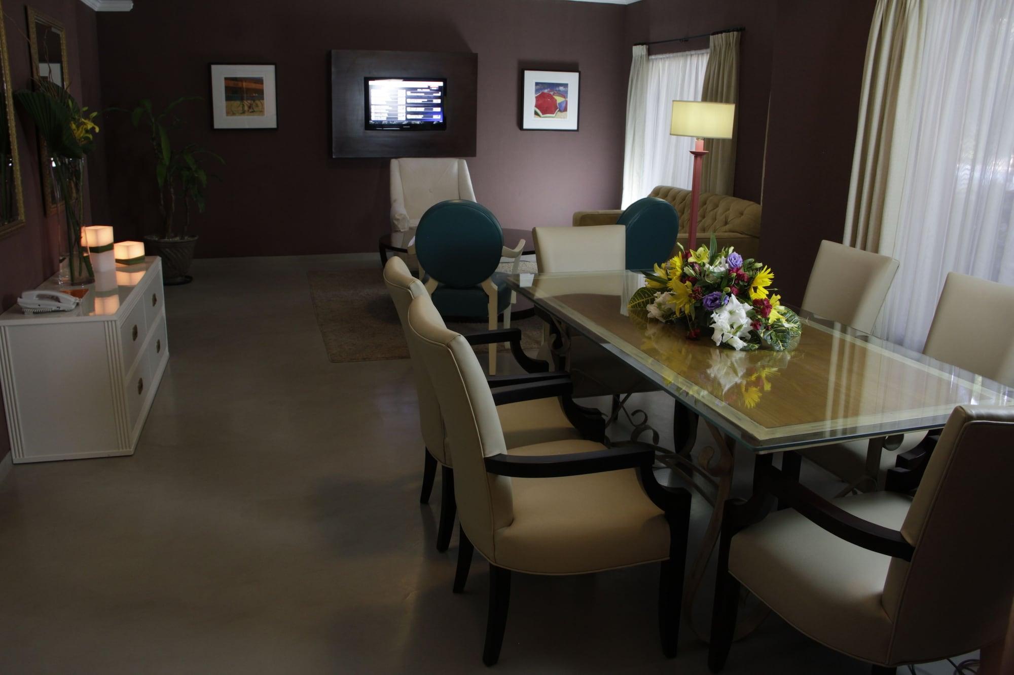 Buganvillas Hotel Suites Santa Cruz de La Sierra Luaran gambar