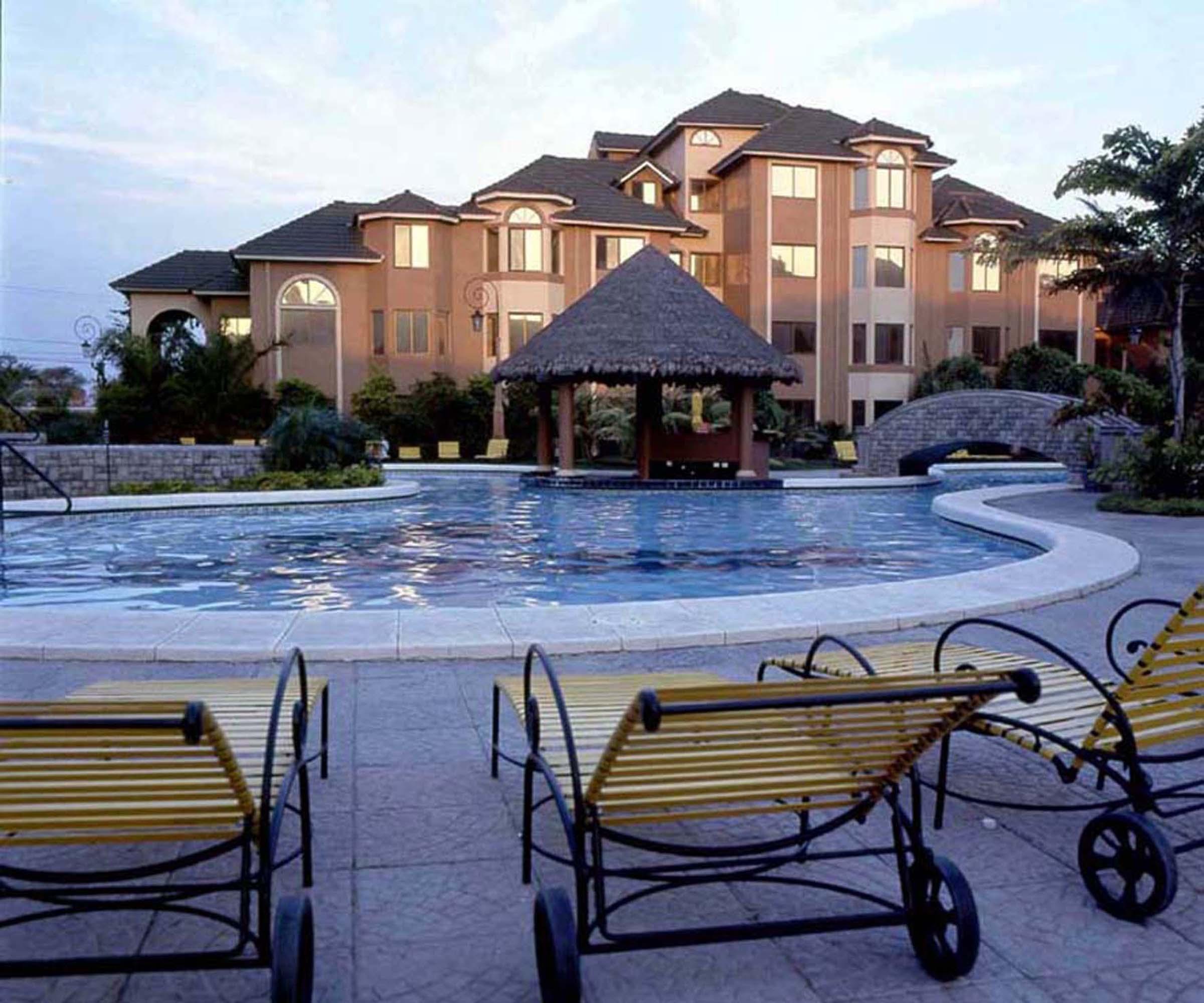 Buganvillas Hotel Suites Santa Cruz de La Sierra Luaran gambar