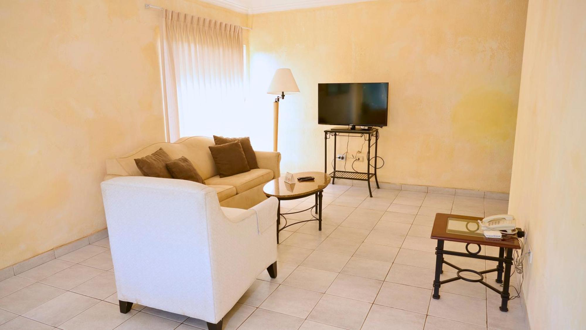 Buganvillas Hotel Suites Santa Cruz de La Sierra Luaran gambar